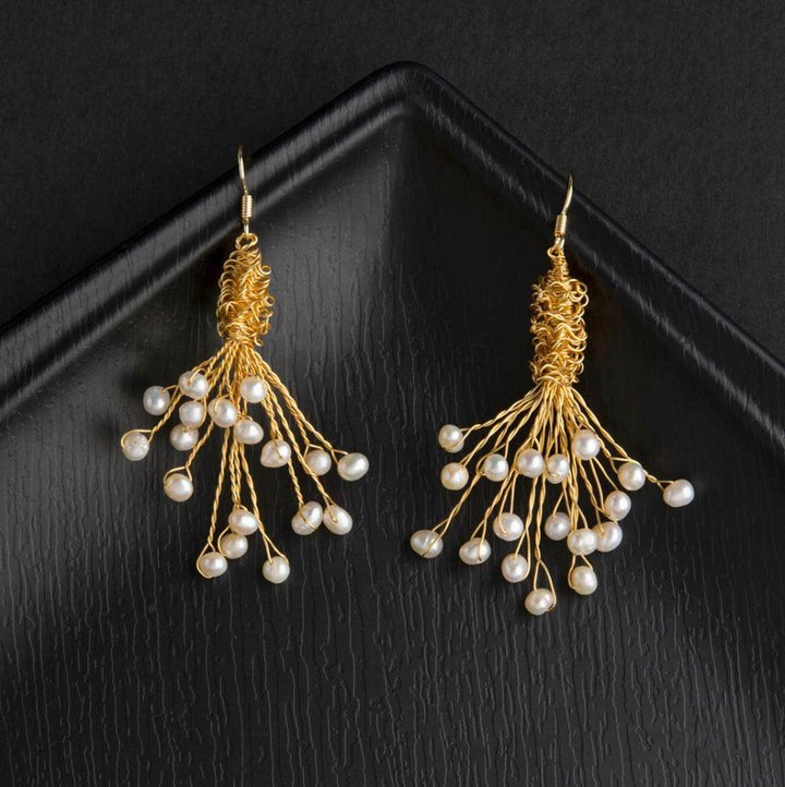 24 Carat Guaranteed Gold Plated Wire Winding Freshwater Natural Cultural Pearl Fashion Drop Earring- PER 2110 - Trendisia