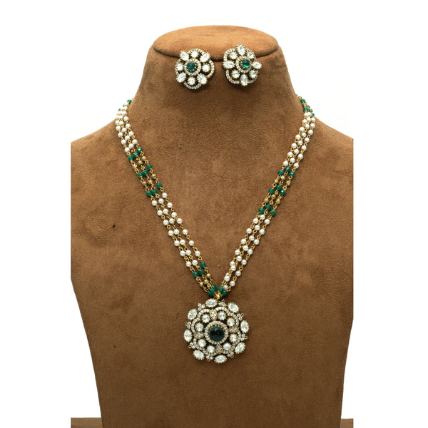Gold-Plated Multistrand Pearl and Emerald Beaded Necklace Set with Floral Pendant