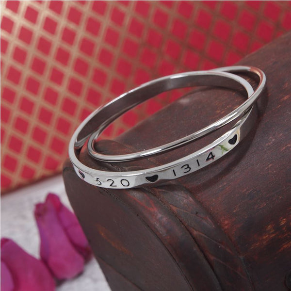 Silver Plated Rhodium Numeric With Heart Printed Style Double Round Interlocked Bangle