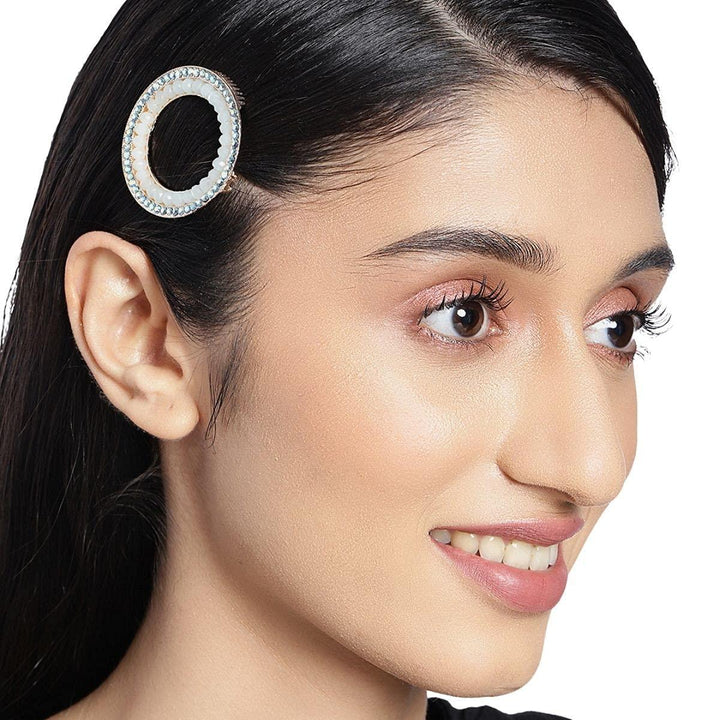 Women Gold-Toned Beaded Bumpit Hair Pin - Trendisia