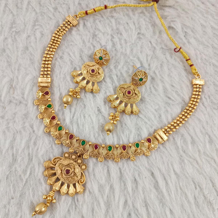 Antique Kundan and Pearl Necklace Set - Trendisia