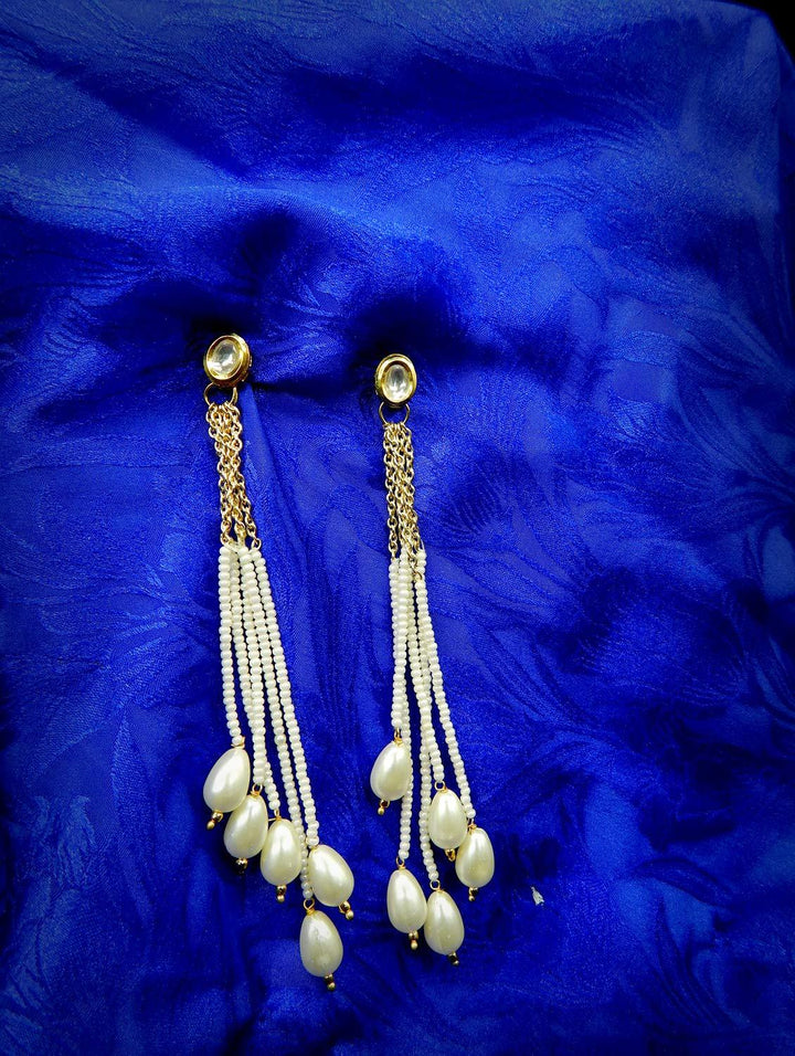Delicate chain and pearl tassle dangle drop earrings - Trendisia