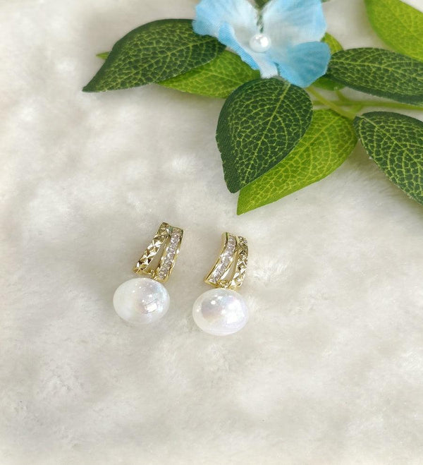 Korean Gold Plated Cubic Zicronia Pearl Drop Earring- KRNER 4230 - Trendisia