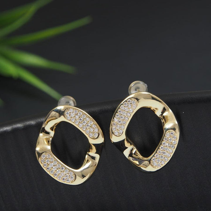 Korean Gold Plated Curve Circle Stud Rhinestone Half Blank Component Earring- KRNER 4650 - Trendisia