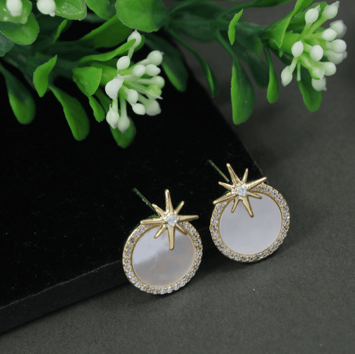 Korean Gold/Rosegold /Silver Plated Star mother of pearl Round Shaped Stud Earring- KRNER 3146 - Trendisia