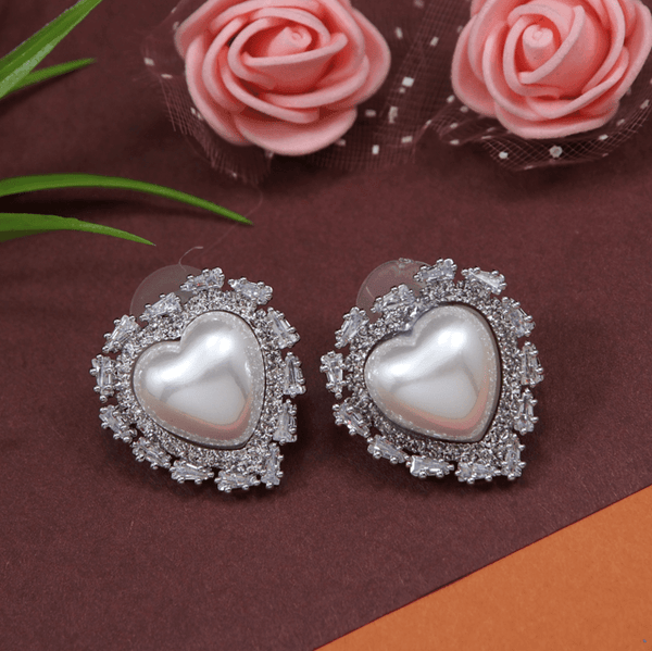 Korean Gold/Rosegold/Silver Plated Mabe Pearl Heart Shaped Stud Earring- KRNER 3634 - Trendisia