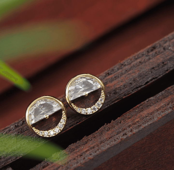 Korean Gold/Silver/Rosegold Plated Half Moon Design Stud Earring- KRNER 3128 - Trendisia