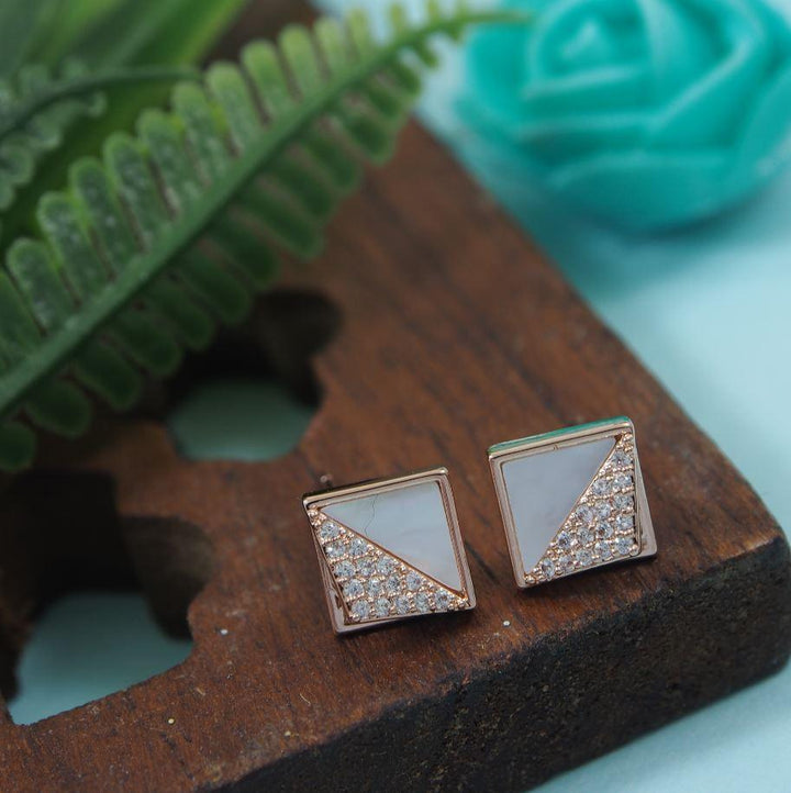 Korean Gold/Silver/Rosegold Plated Square Shaped Stud Earring-KRNER 3116 - Trendisia