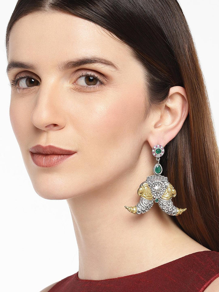 Silver-Plated Green Classic Drop Earrings - Trendisia