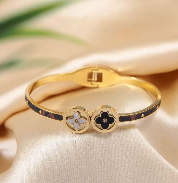 Stainless Steel Gold/Rosegold Plated Clover Design Kada- STKD 3783 - Trendisia