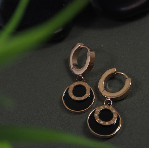 Stainless Steel Rosegold Plated Roman Numerals Inlaid Black Disc Stud Earring-STNER 2881 - Trendisia