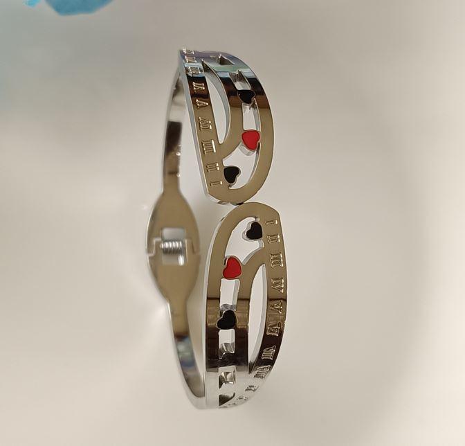 Stainless Steel Silver Plated Roman Numerals Mini Heart Shape Design Kada- STKD 2663 - Trendisia