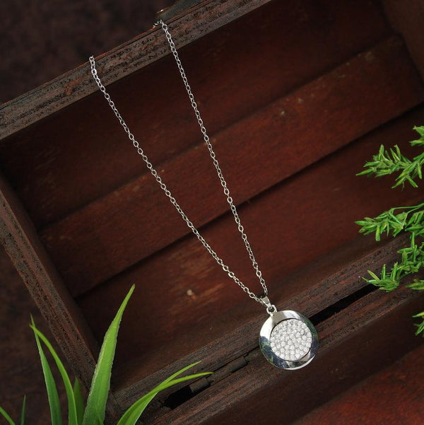 Stainless Steel Silver Plated Round Shaped Spinning Pendent Necklace- SSNK 4308 - Trendisia