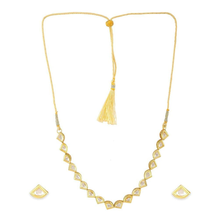 Delicate Vilandi Kundan Necklace with Earring - Trendisia