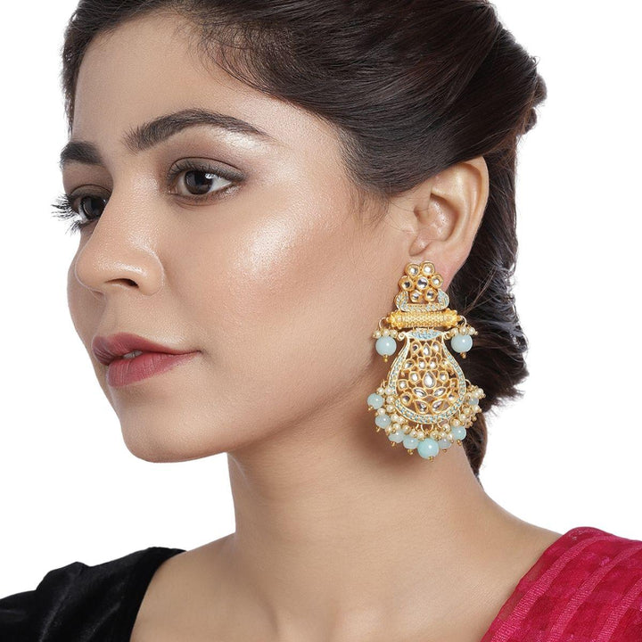 Gold-Plated Lightweight Classic Drop Earrings - Trendisia