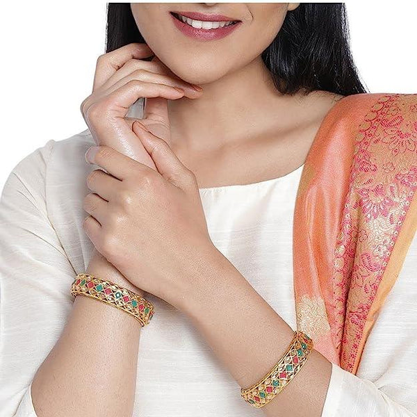 Gold plated set of 2 bangles. - Trendisia