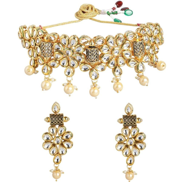 Gold tone Kundan Jewellery set - Trendisia