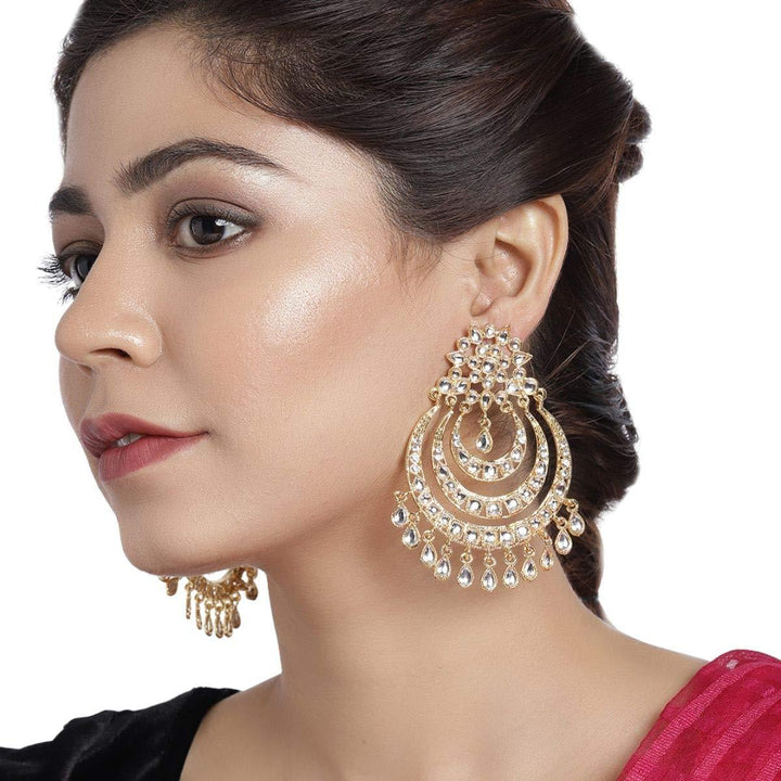 Gold-Toned Kundan Crescent-Shaped Chandbalis - Trendisia