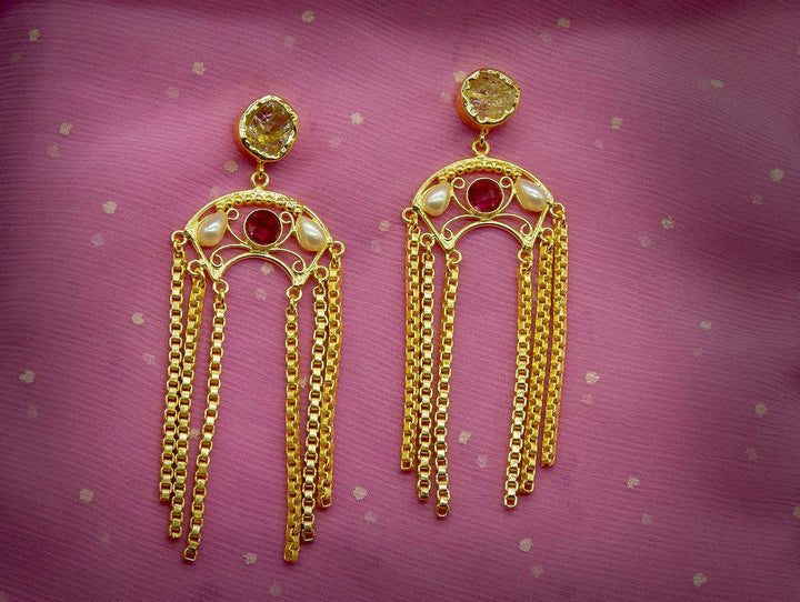 Gold-Toned White Kundan Drop Earrings - Trendisia