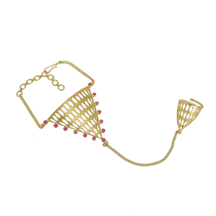 Matte Gold Plated Triangular Haathphool - Trendisia