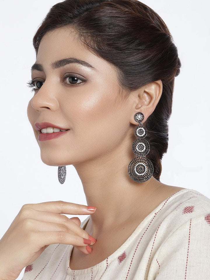 Oxidized Studded Filigree Circular Earrings - Trendisia