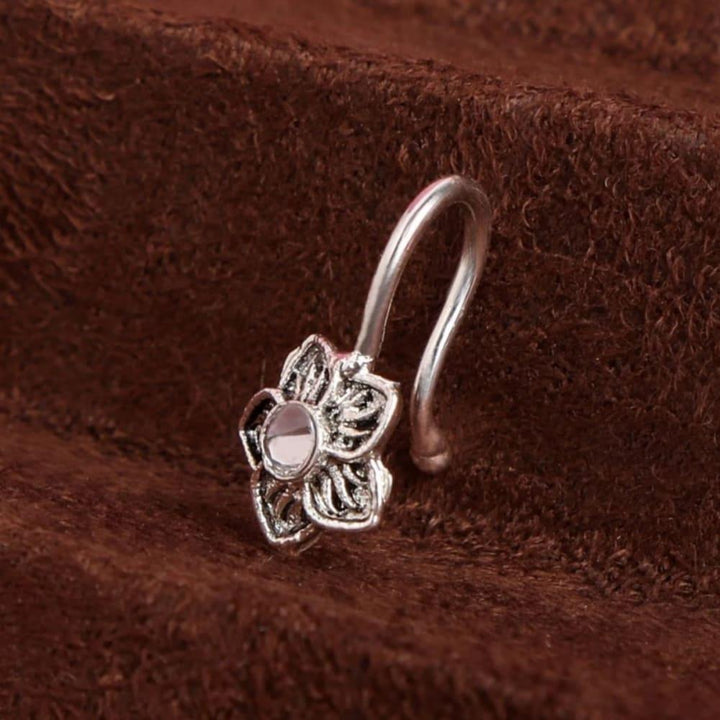 Silver Plated Floral Shape Nose Pin - Trendisia