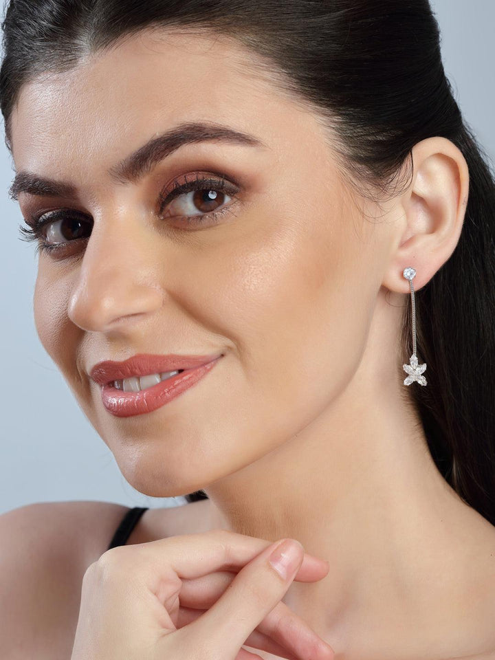 Silver Plated Floral Shaped Drop Earrings - Trendisia