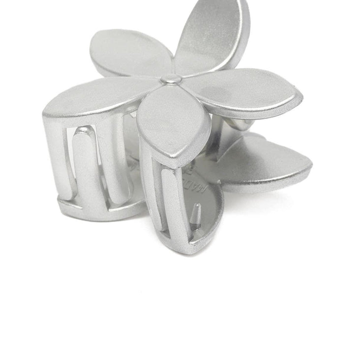 Silver-Toned Claw Clip - Trendisia