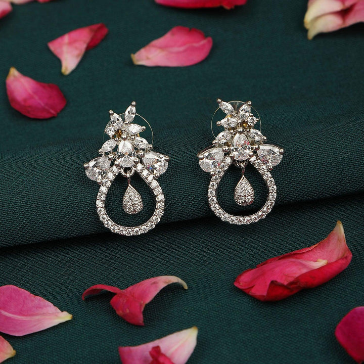 Silver-Toned Diamond Shaped Studs Earrings - Trendisia